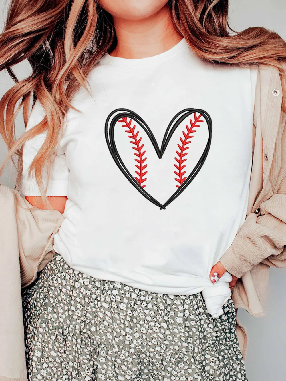 Heart Graphic Short Sleeve T-Shirt, image 3