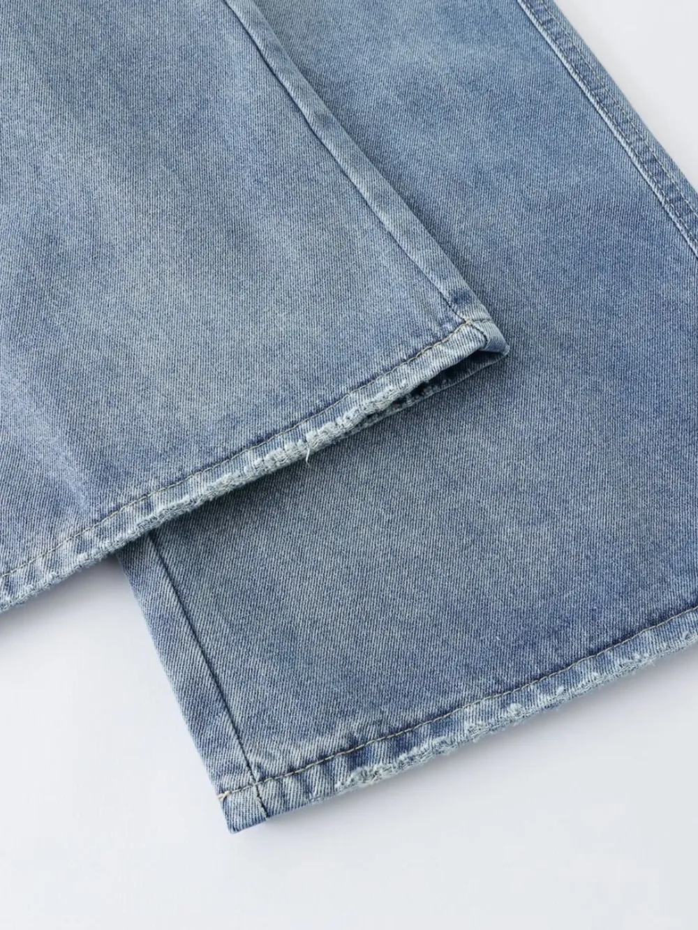 Men's Wide-Leg Vintage Wash Denim Jeans, image 2