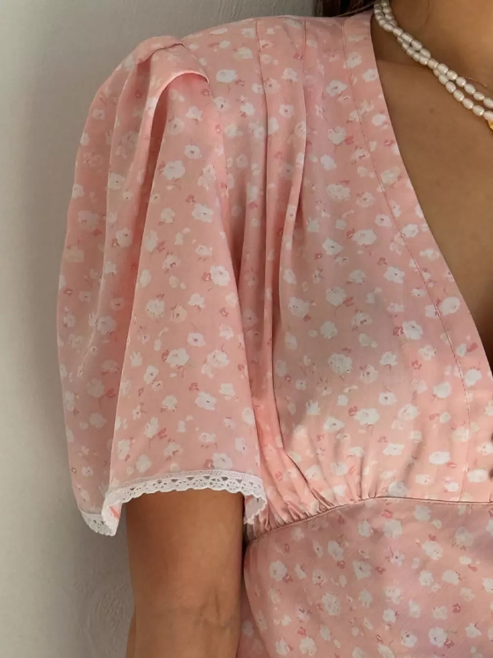 V-Neck Puff Sleeve Mini Dress with Lace Trim, image 5