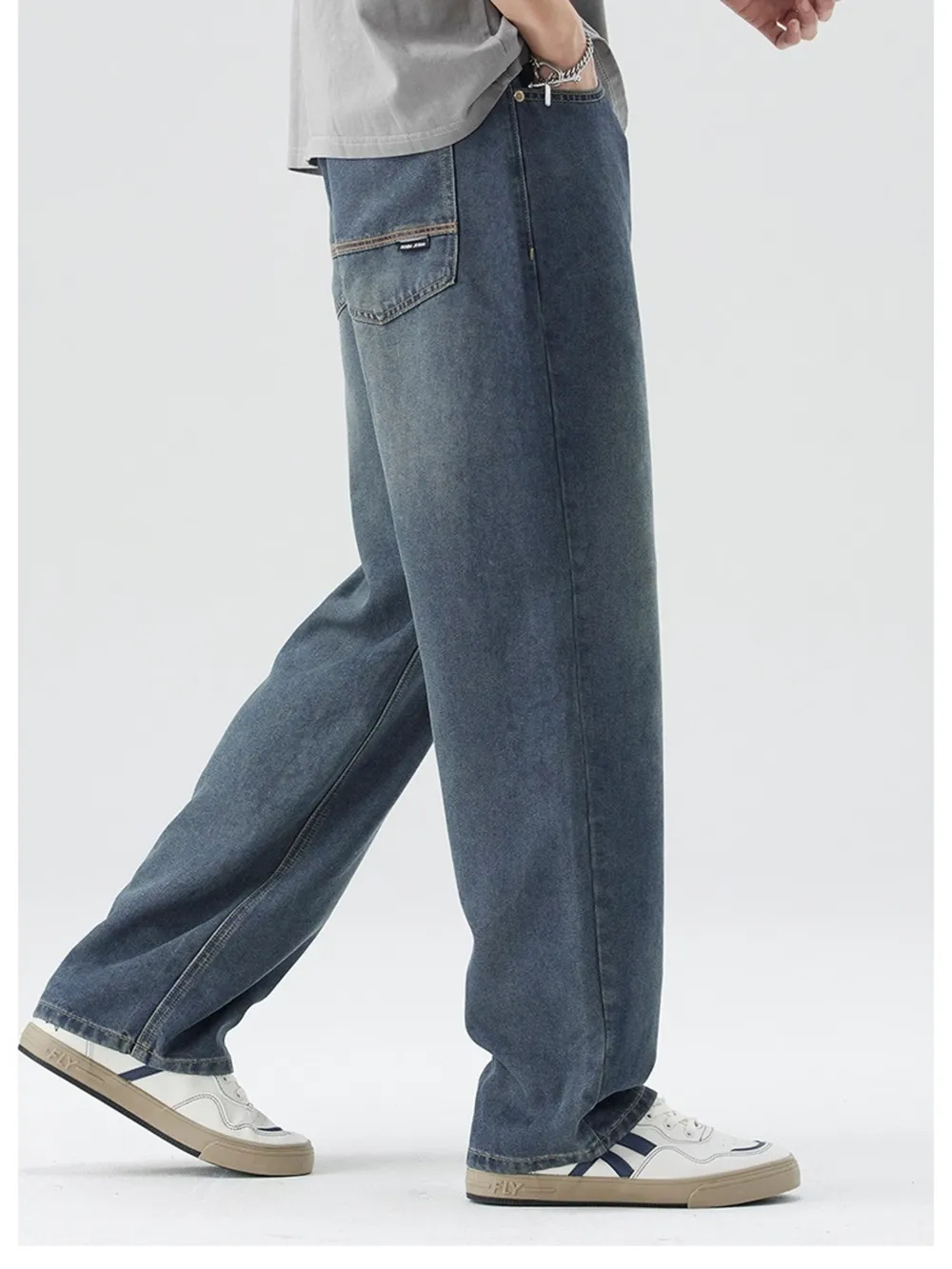 Men's Wide-Leg Relaxed Fit Jeans, image 10