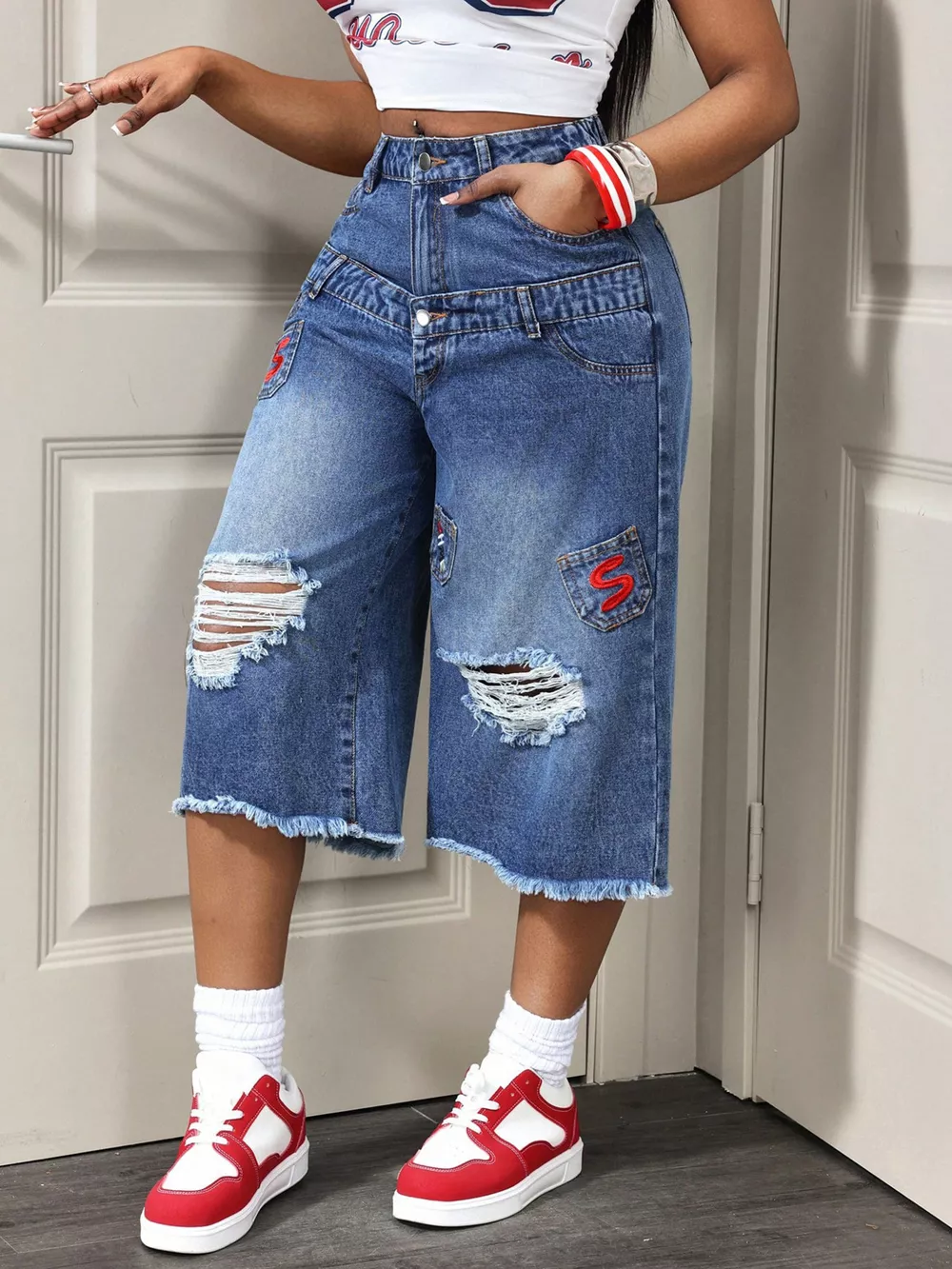 Distressed Wide-Leg Denim Capris, image 3