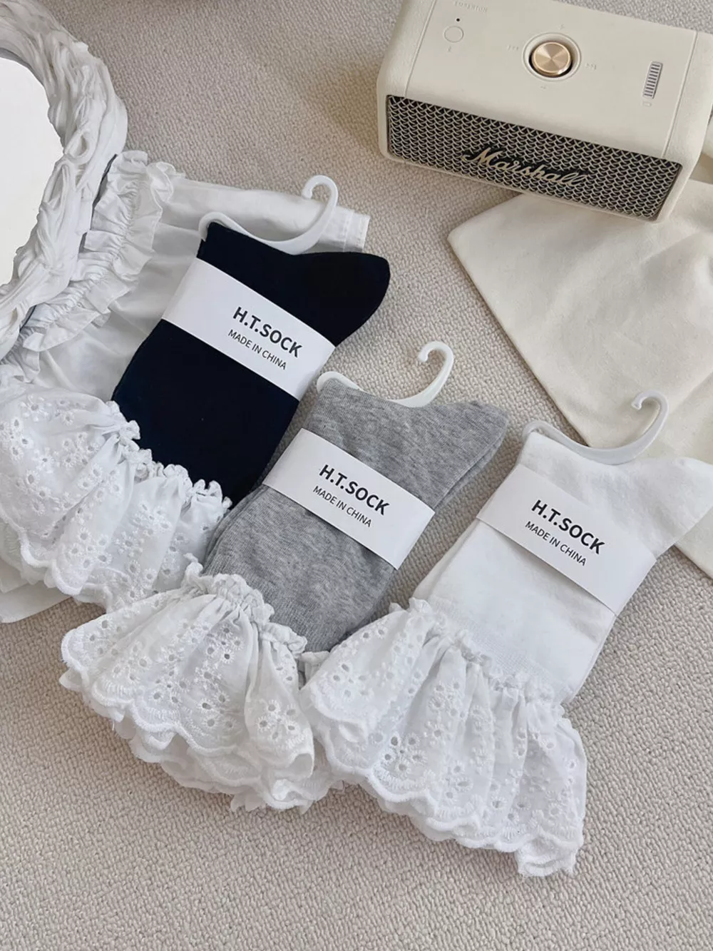 Ruffled Lace Trim Cotton Crew Socks, image 2