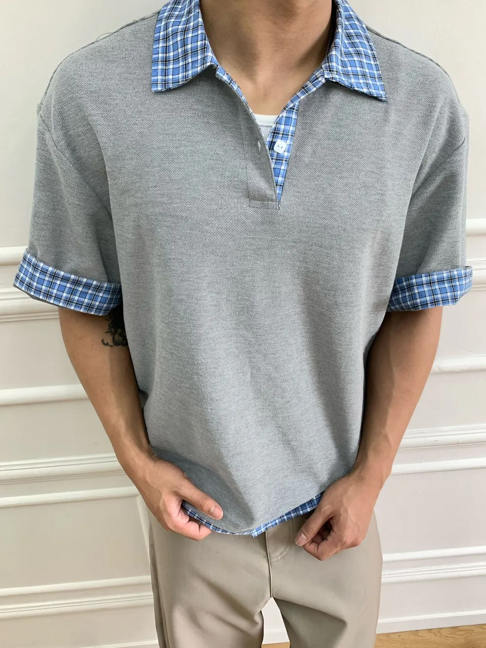 Men's Casual Polo Shirt with Plaid Collar