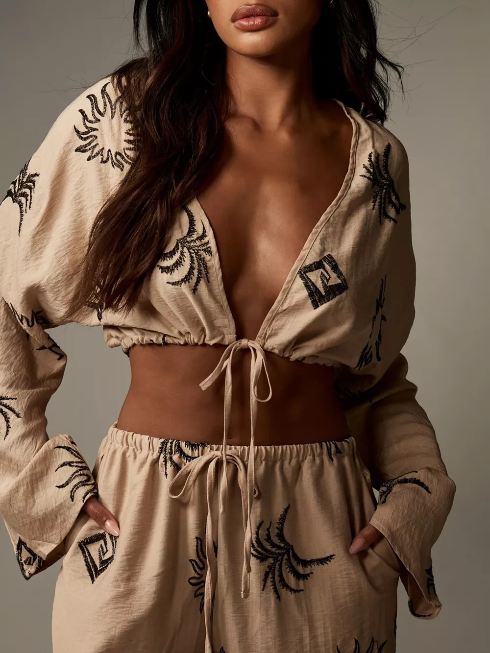 Printed Crop Top and Wide-Leg Pants Set, image 2