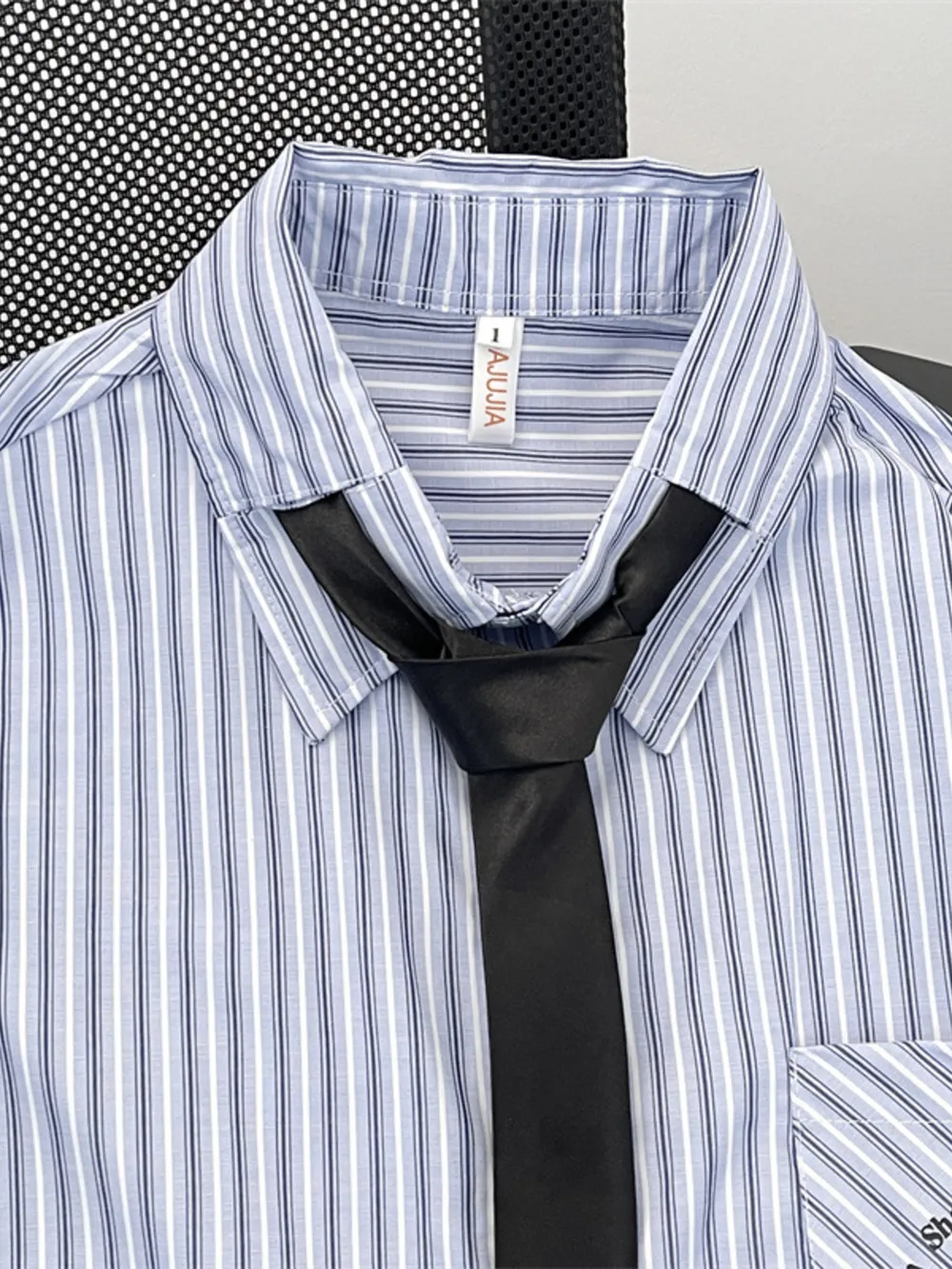 Men's Plus Size Striped Button-Down Shirt with Tie, image 5