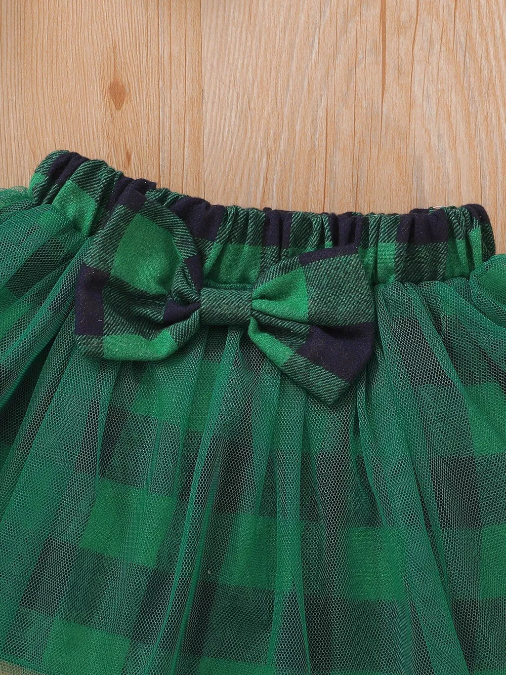 Children's Christmas Themed Top and Plaid Tutu Skirt Set with Headband, image 4