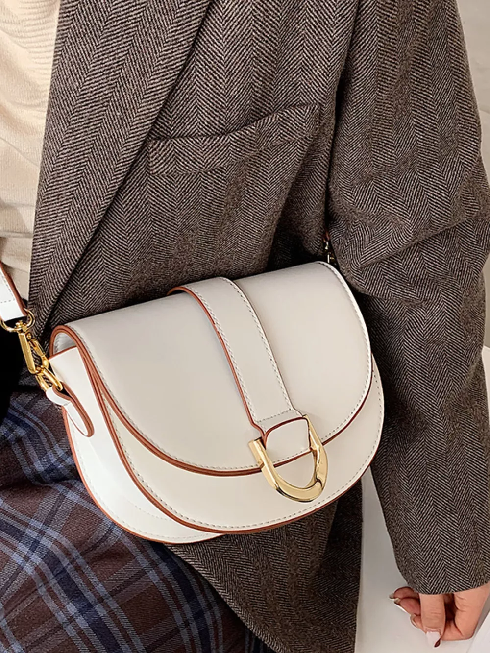 Buckle Flap Crossbody Bag, image 3