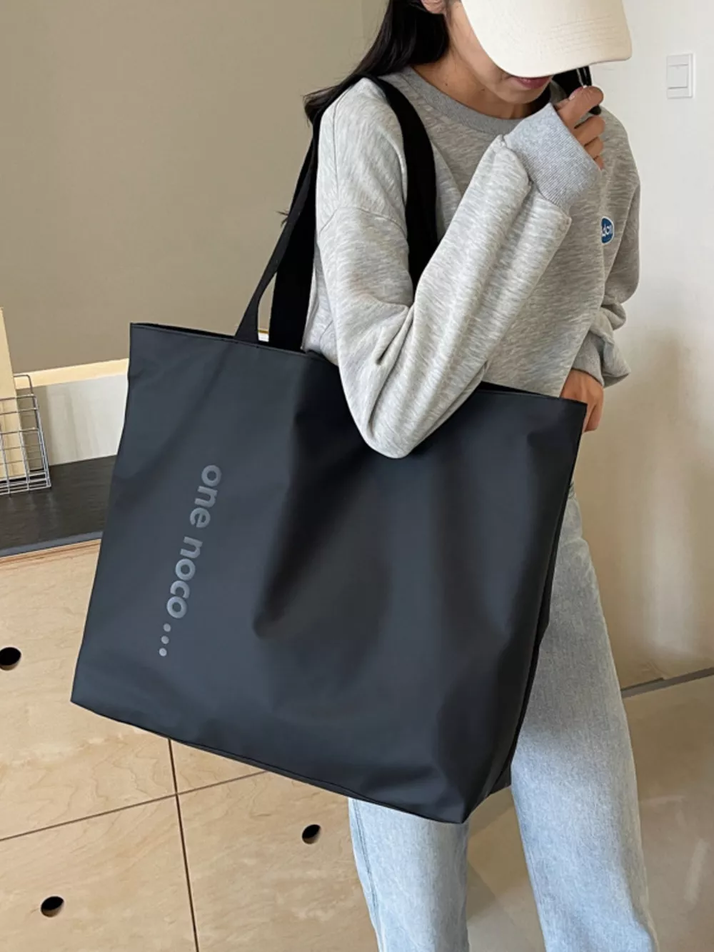 Large Capacity Shoulder Bag