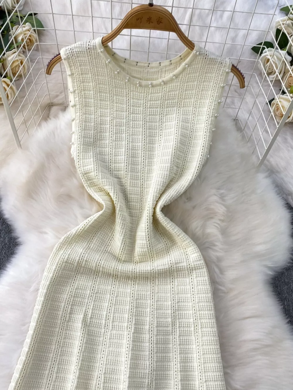 Textured Knit Sleeveless Midi Dress