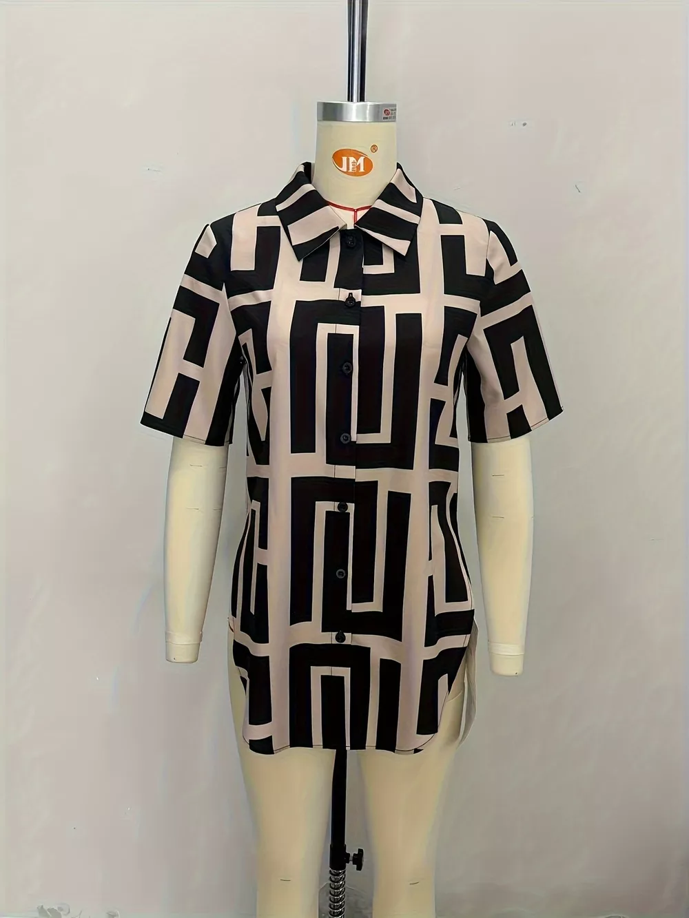 Geometric Print Button-Down Short Sleeve Shirt, image 4