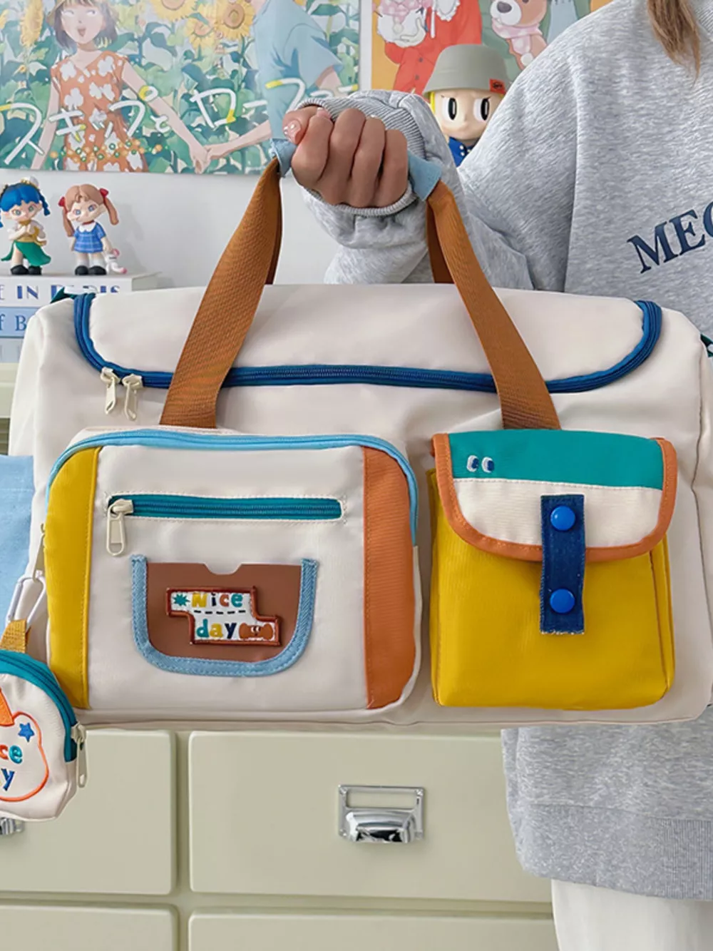 Multi-Pocket Nylon Duffel Bag, image 3