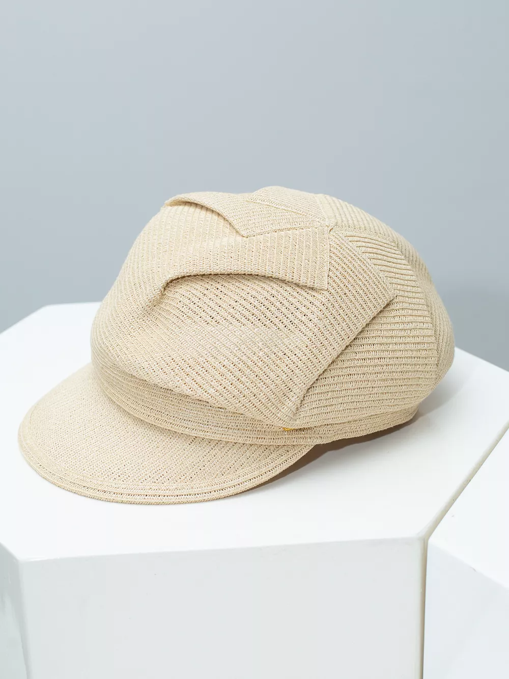 Lightweight Woven Newsboy Cap