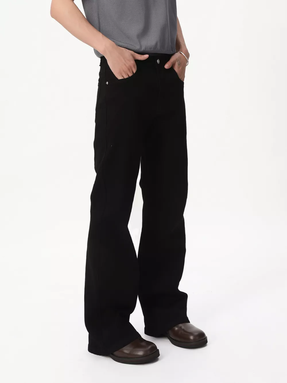 Men's Loose Fit Bootcut Jeans, image 3
