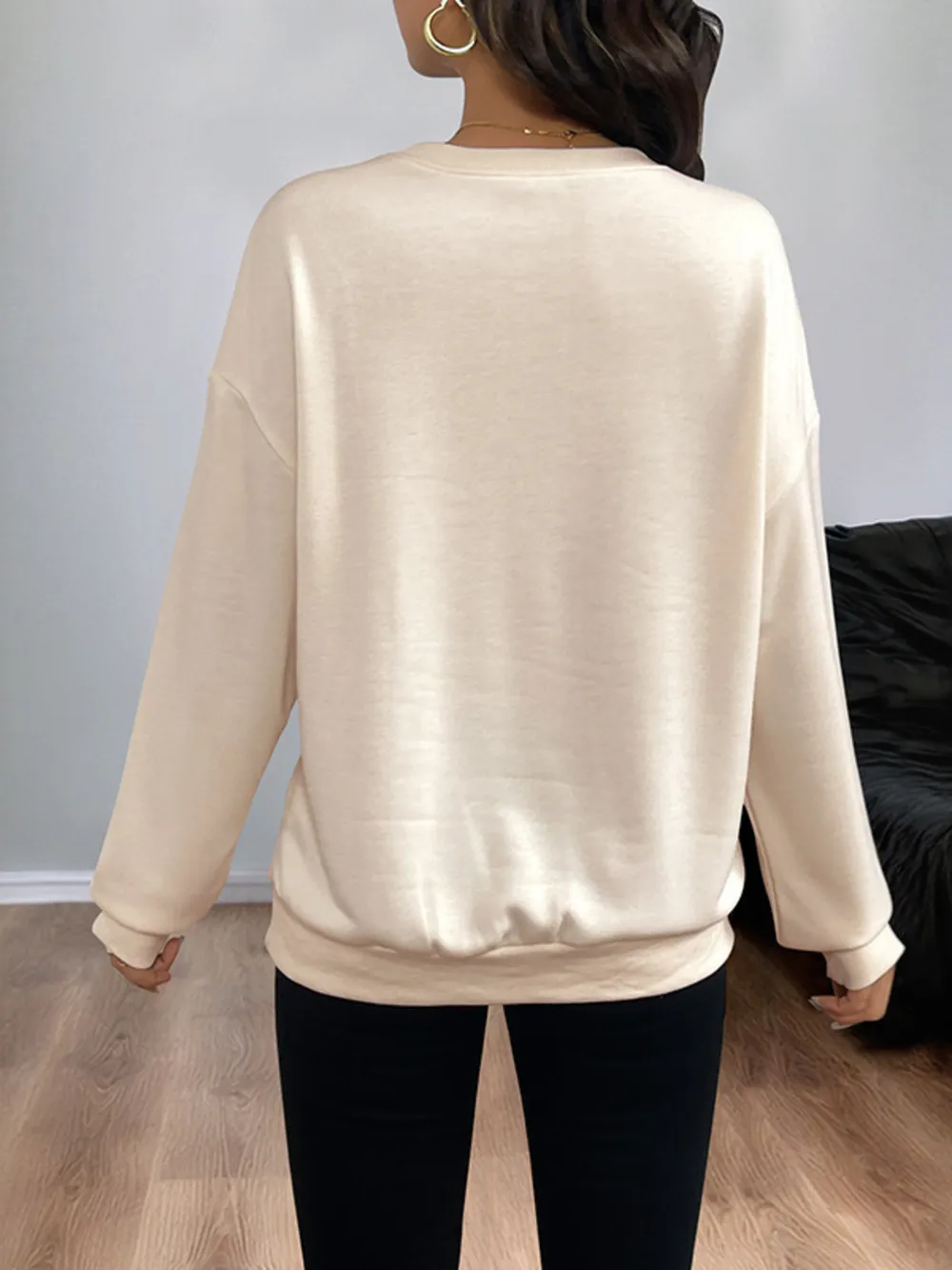 Sequined Bow Round Neck Sweatshirt, image 5