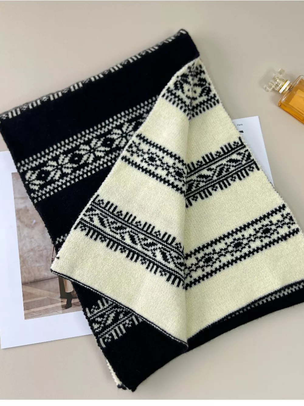 Winter Snowflake Pattern Knitted Scarf, image 9