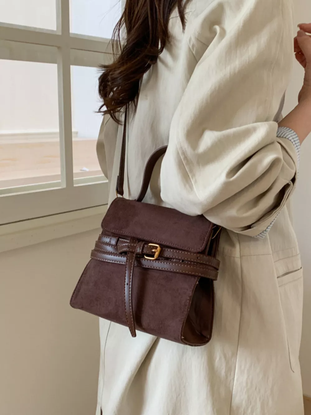 Suede Buckle Decor Crossbody Bag, image 13