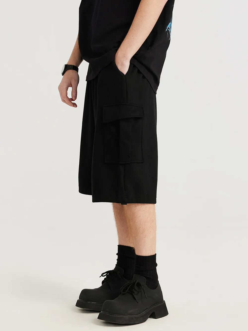 Men's Relaxed Fit Cargo Shorts, image 4