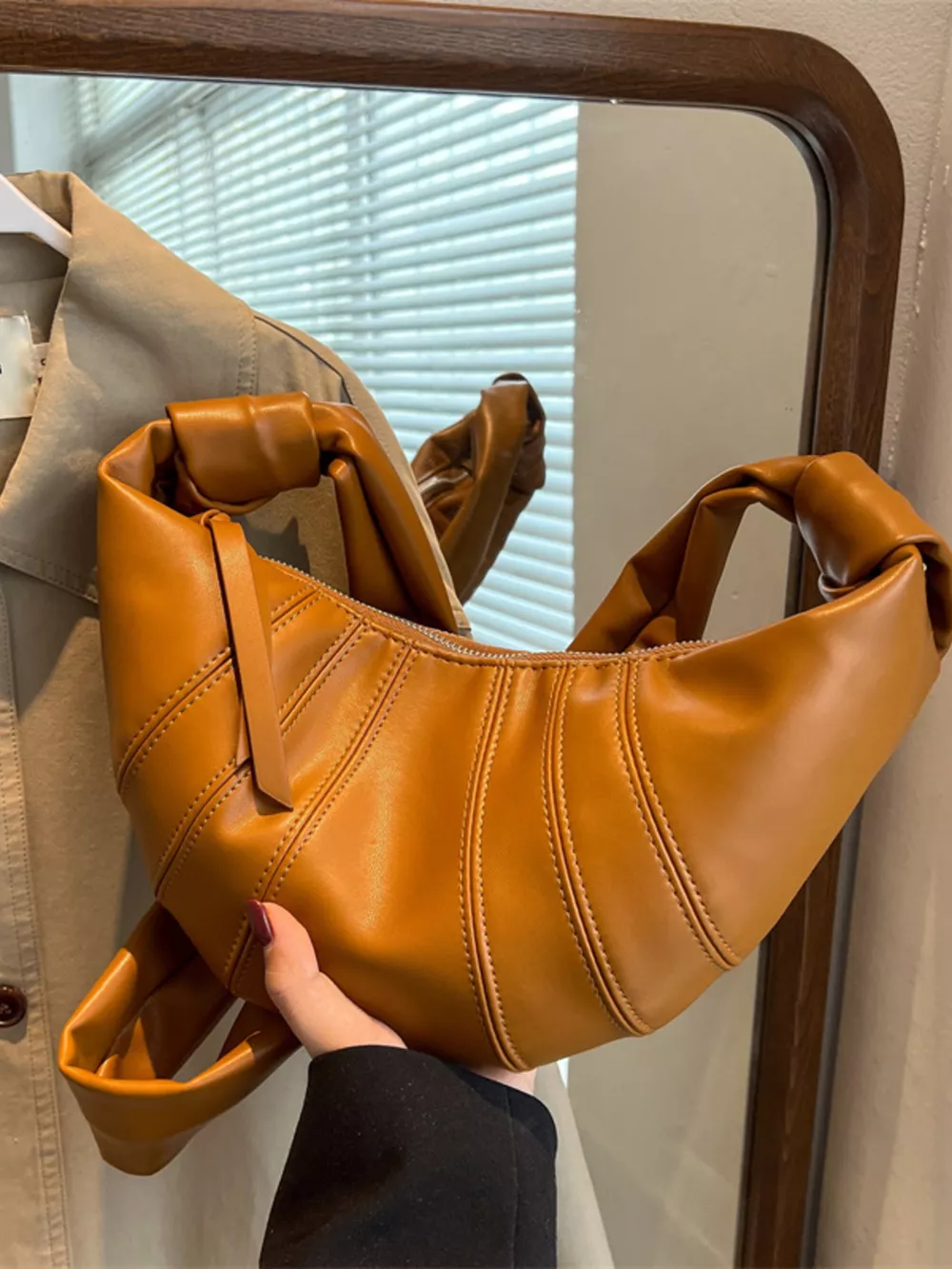 Stylish Crescent Hobo Crossbody Bag, image 3