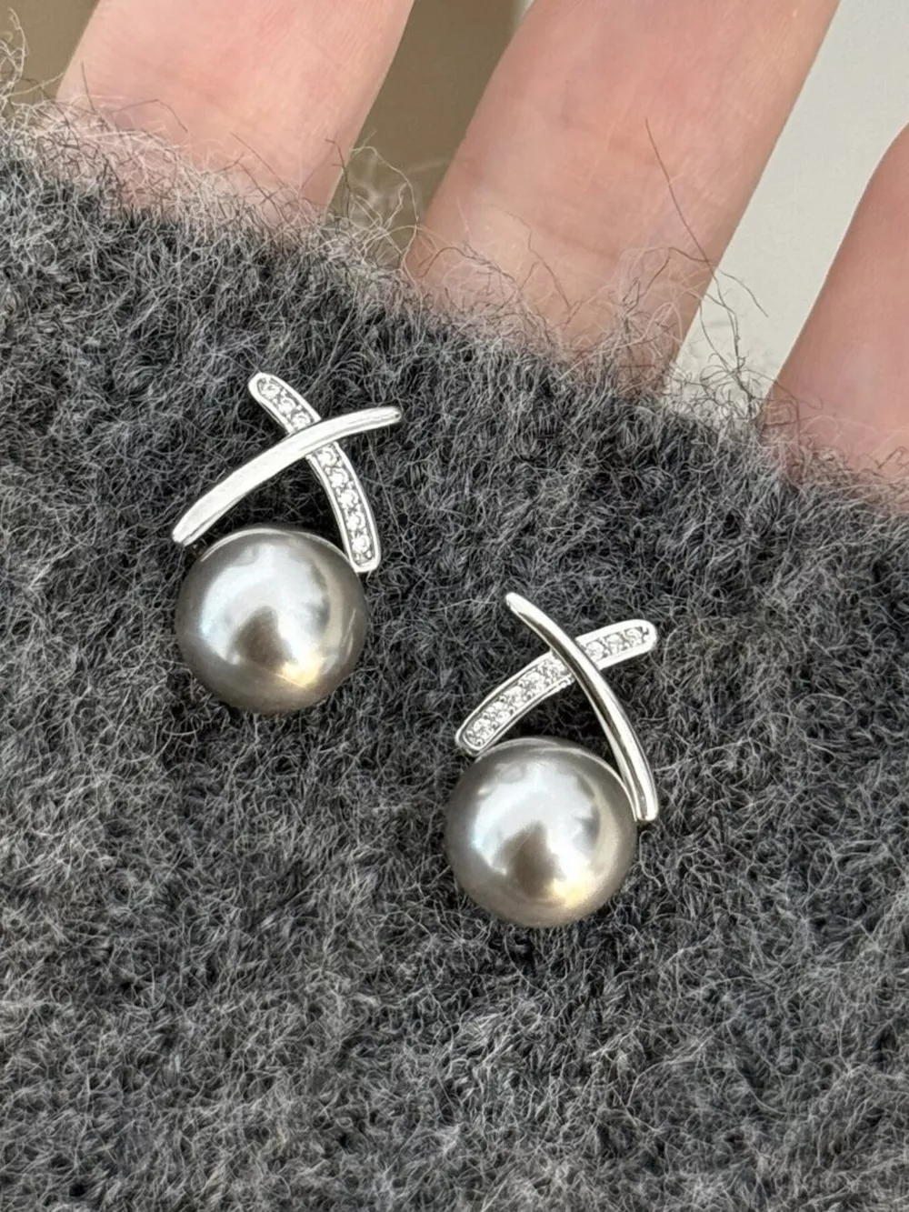 Pearl Stud Earrings, image 2