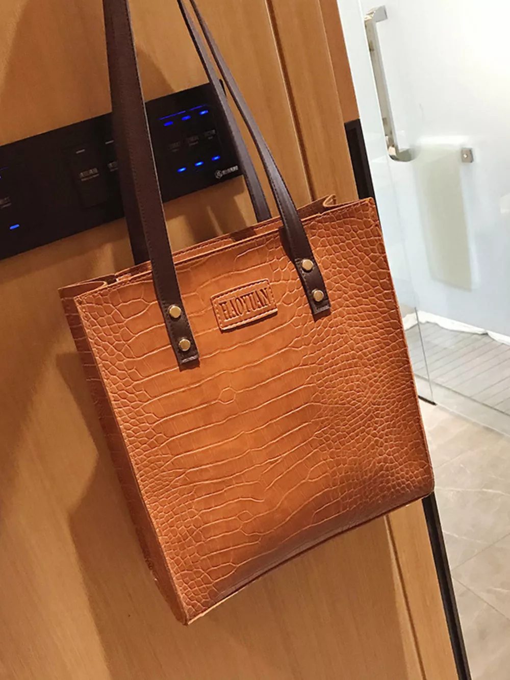 Leather Tote Shoulder Bag, image 13