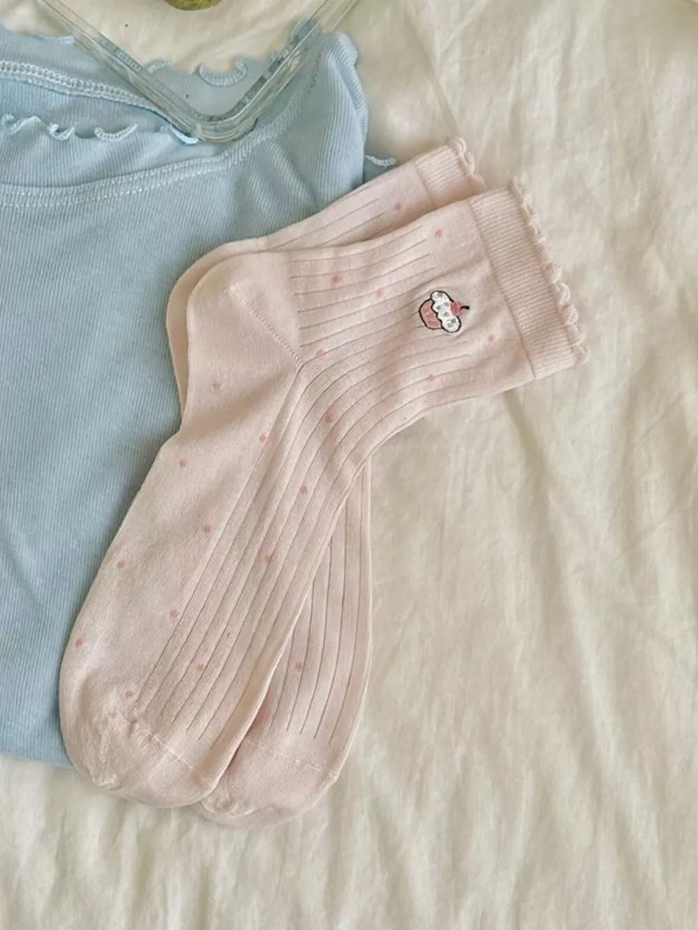 Breathable Knit Crew Socks