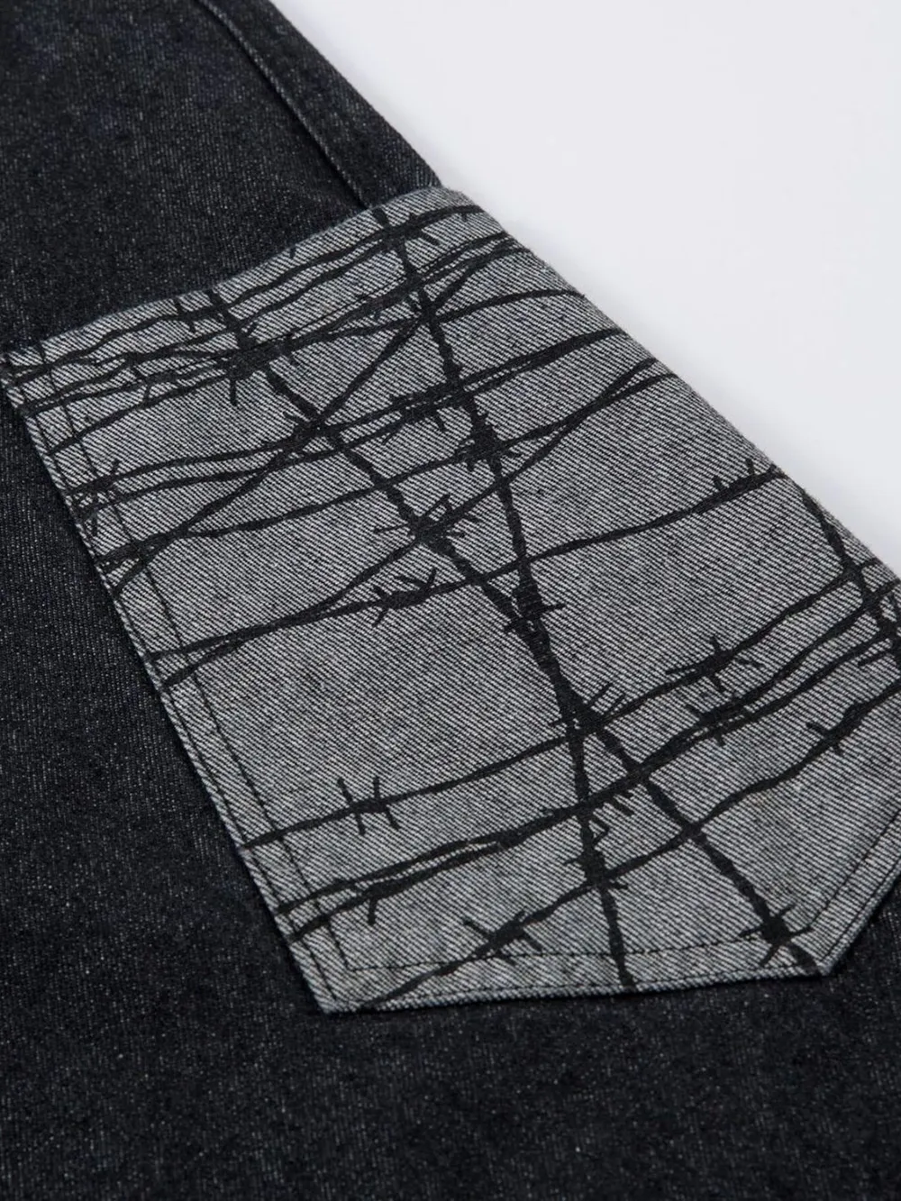 Men's Wide Leg Cargo Jeans with Contrast Panels, image 7