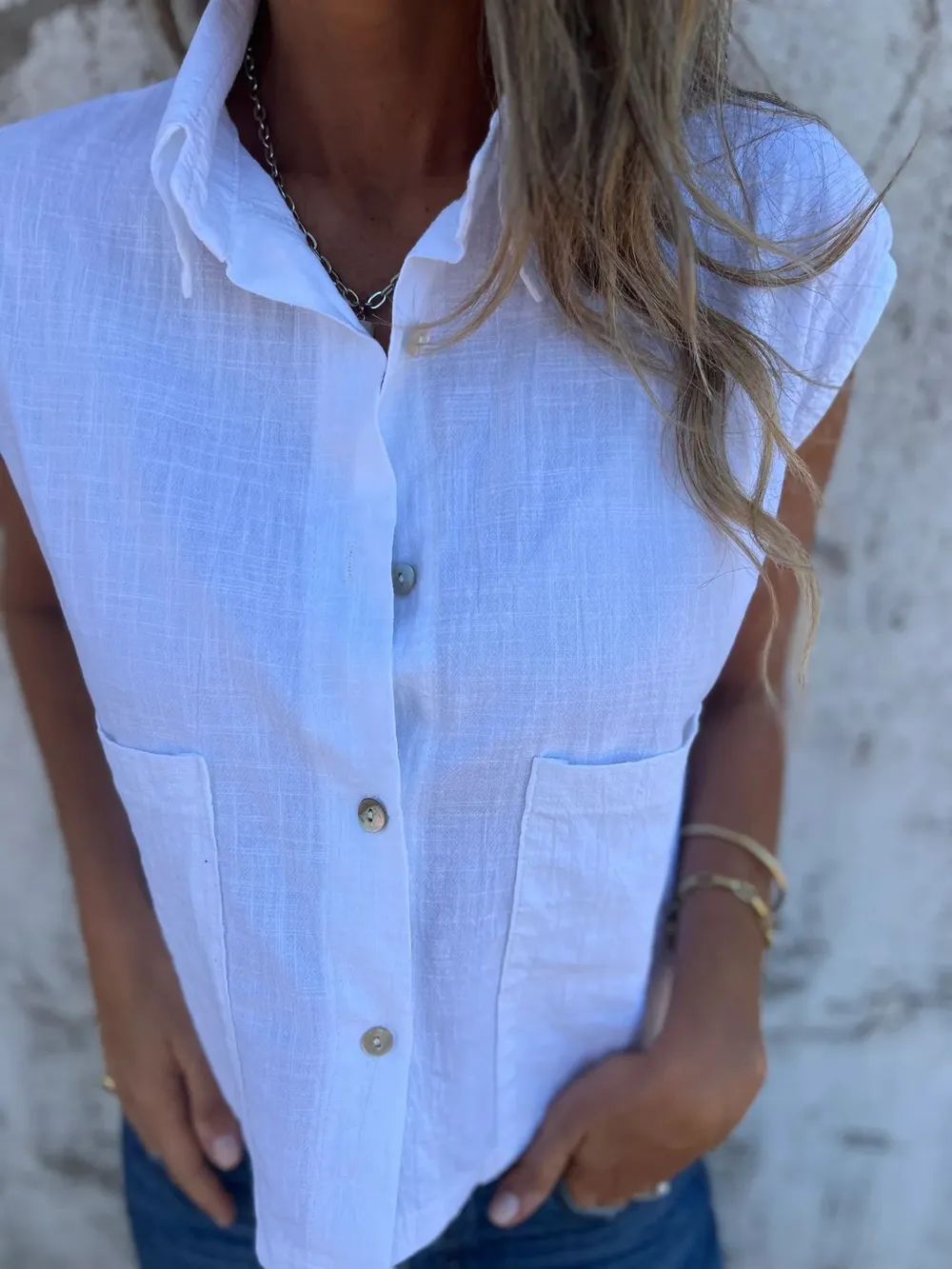 Full Size Textured Button-Front Sleeveless Shirt Plus Size, image 20