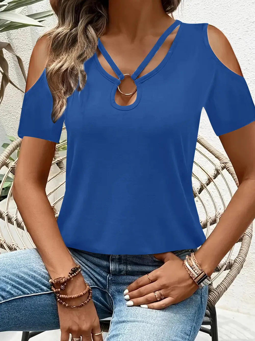 Cold Shoulder T-Shirt with Metal Ring Detail, image 11