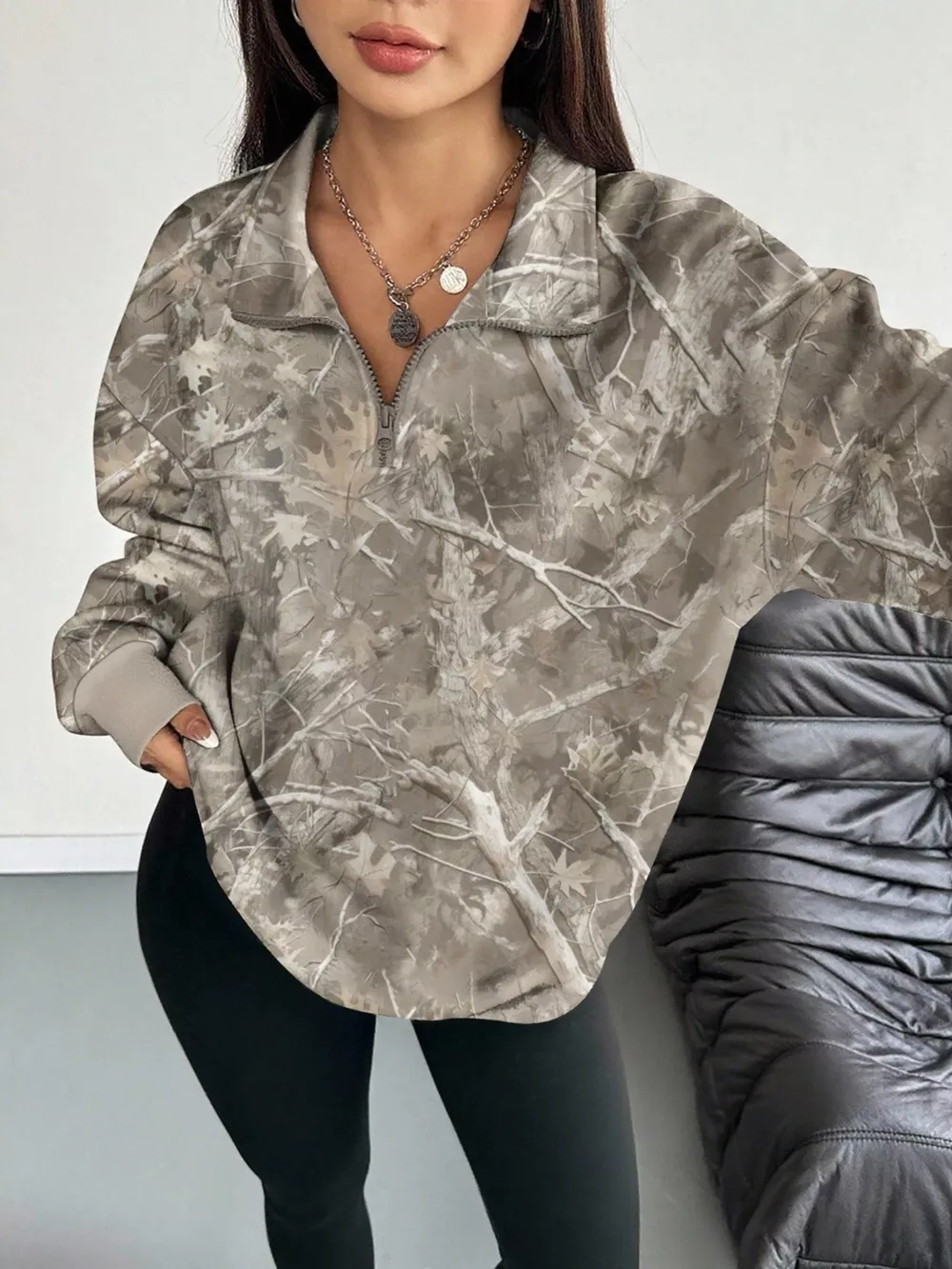 Quarter-Zip Printed Sweatshirt with Ribbed Cuffs, image 5