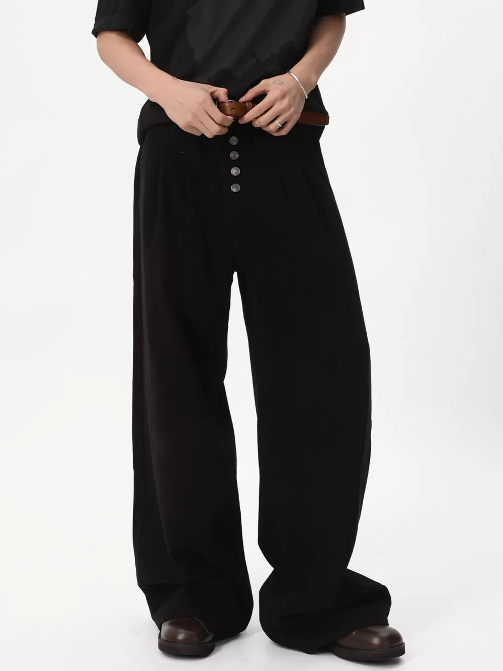 Men's Button-Fly Wide Leg Jeans