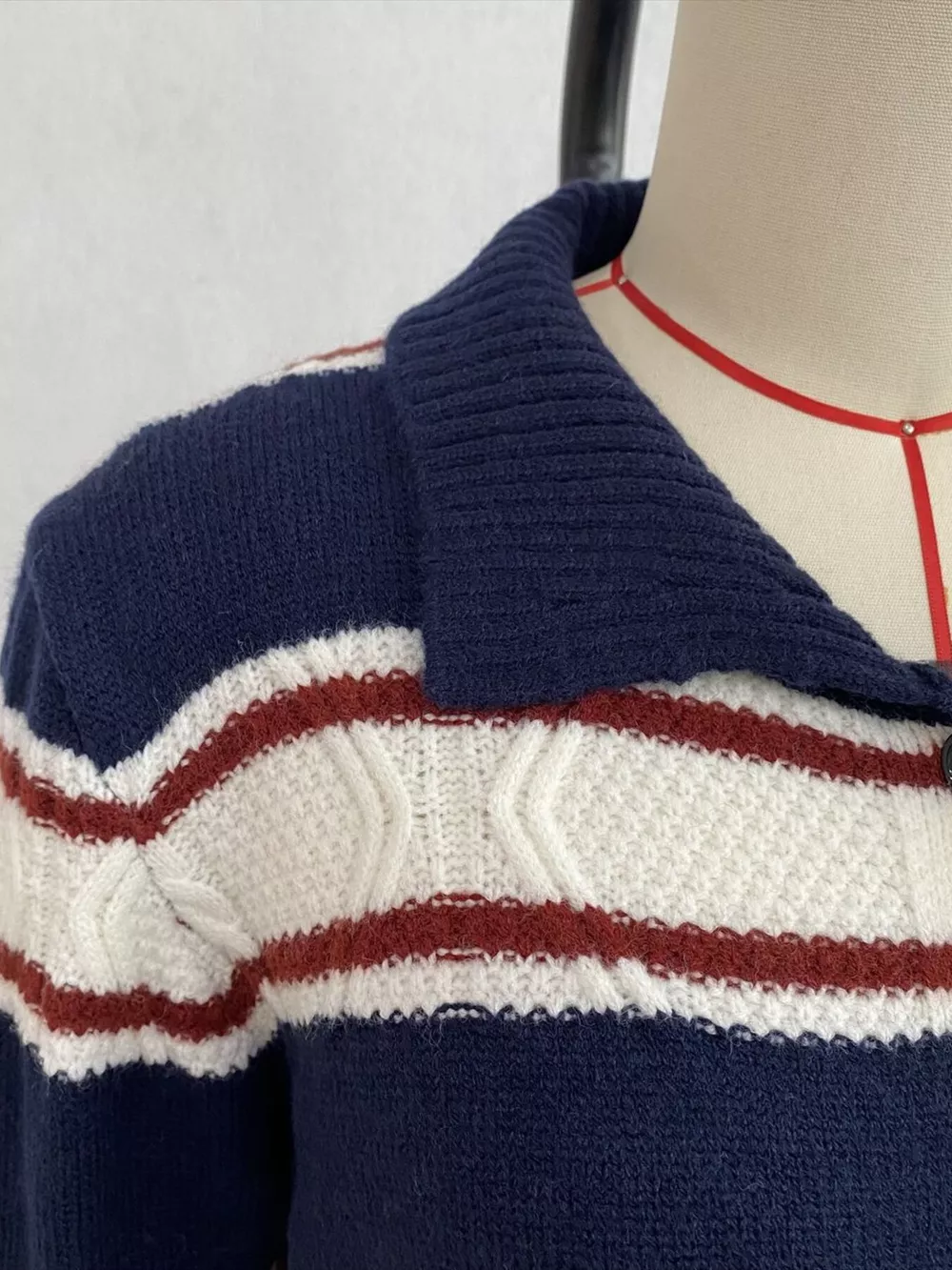 Vintage-Inspired Striped Knit Cardigan with Polo Collar, image 7