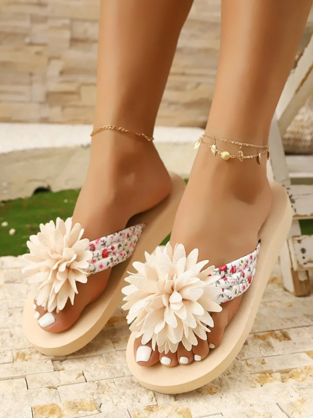 Floral Pattern Pom Pom Decorated Platform Sandals, image 13