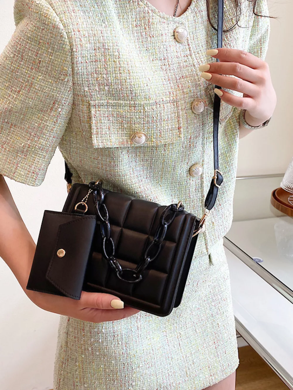 Quilted Chain Strap Crossbody Bag, image 4