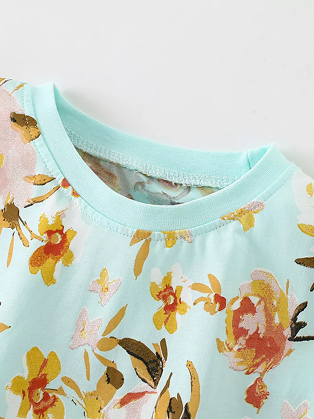 Children's Floral Print Round Neck Top and Shorts Set, image 4