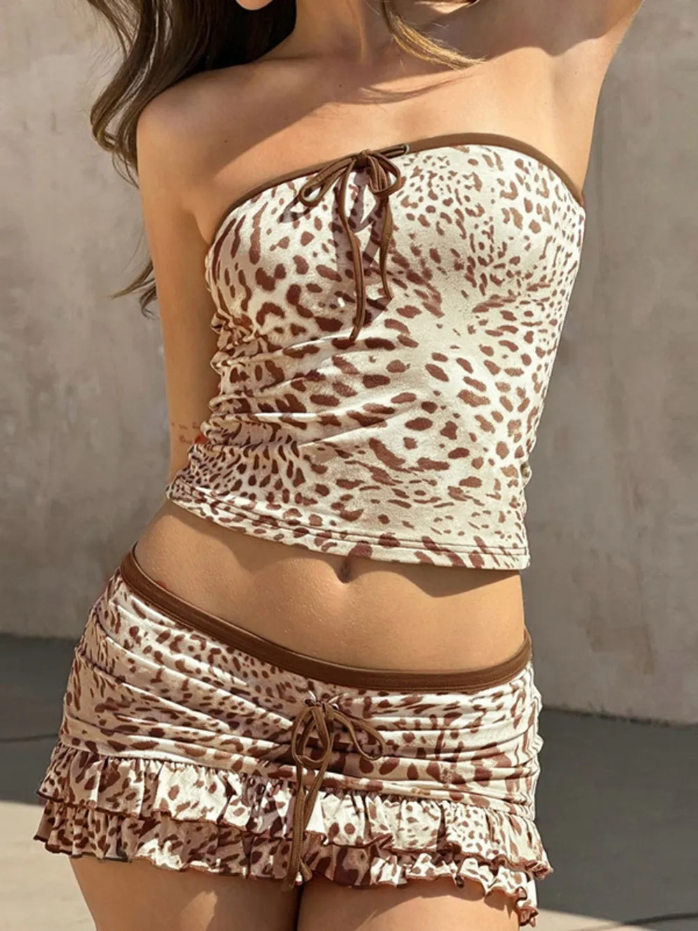 Leopard Print Strapless Top and Skirt Two-Piece Set, image 3