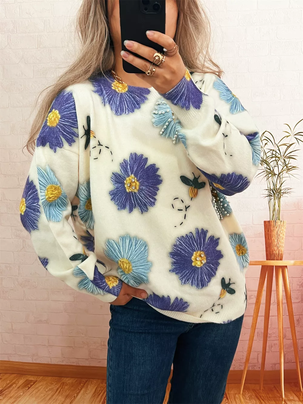 Pearl Detail Flower Round Neck Sweater, image 2