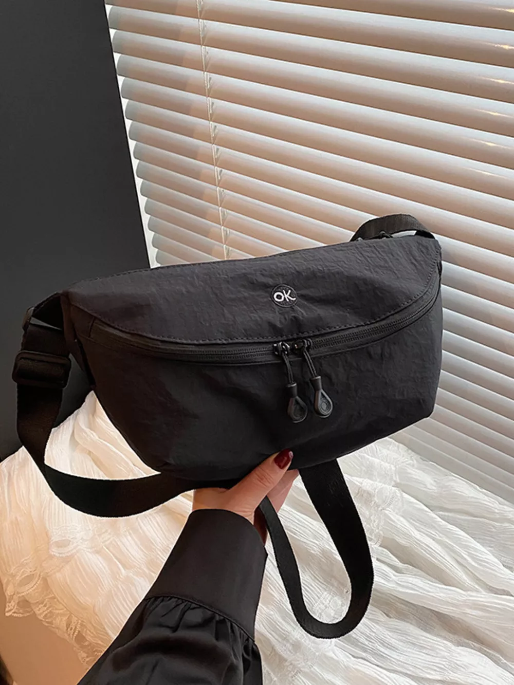 Lightweight Canvas Sling Bag, image 2