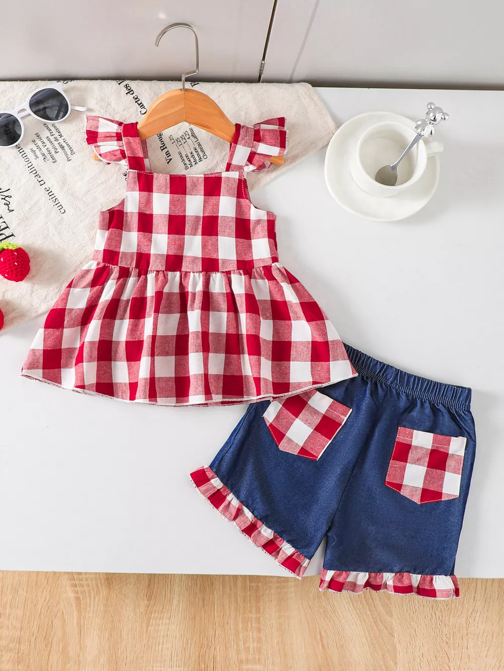Children's Gingham Bowknot Ruffle Trim Top and Shorts Set, image 4