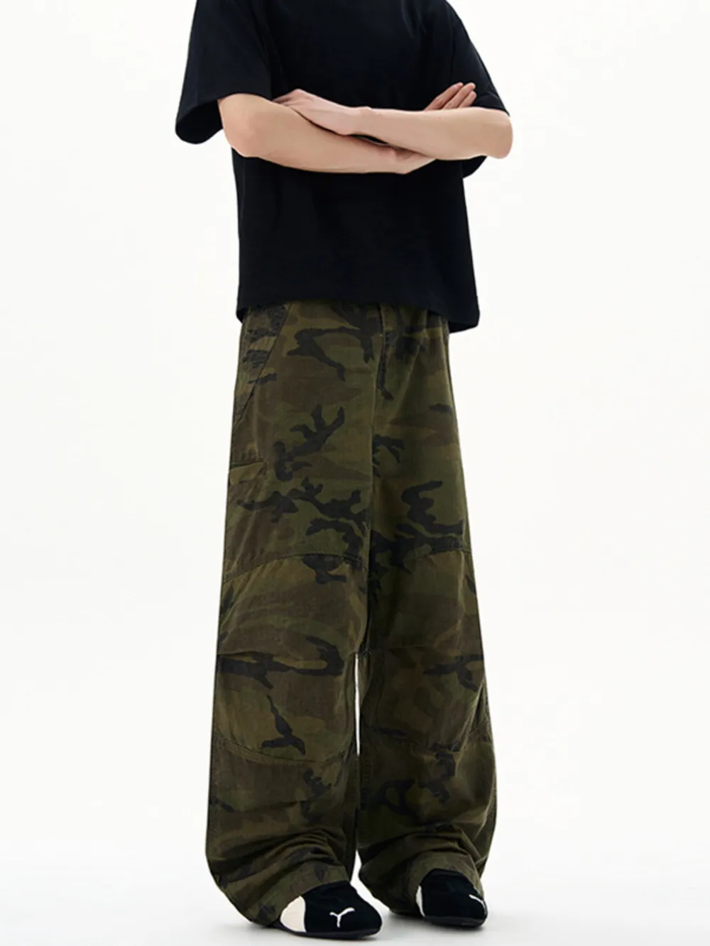 Men's Camouflage Wide Leg Cargo Pants, image 2