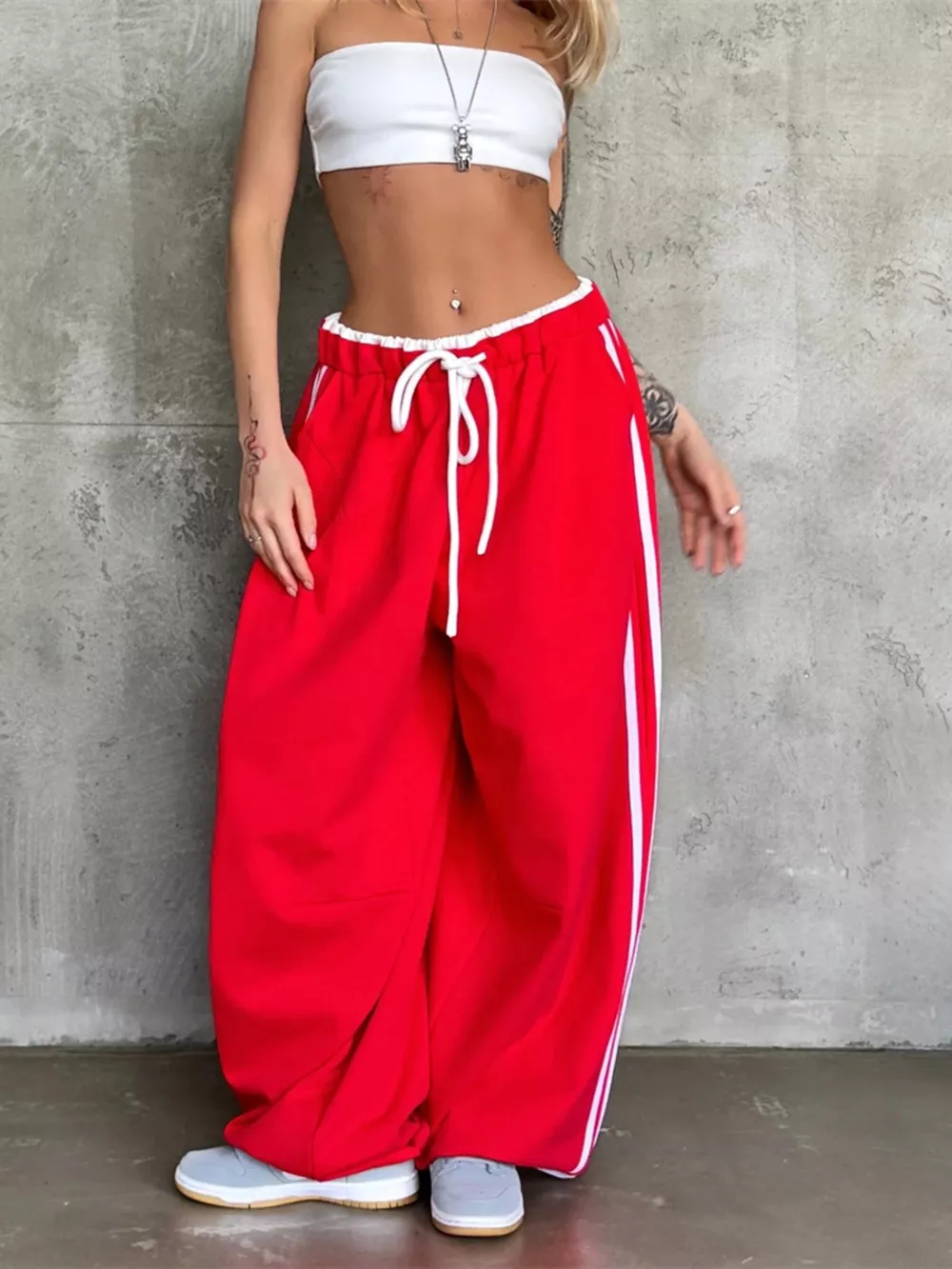 Side Stripes High-Waisted Wide-Leg Sweatpants, image 2