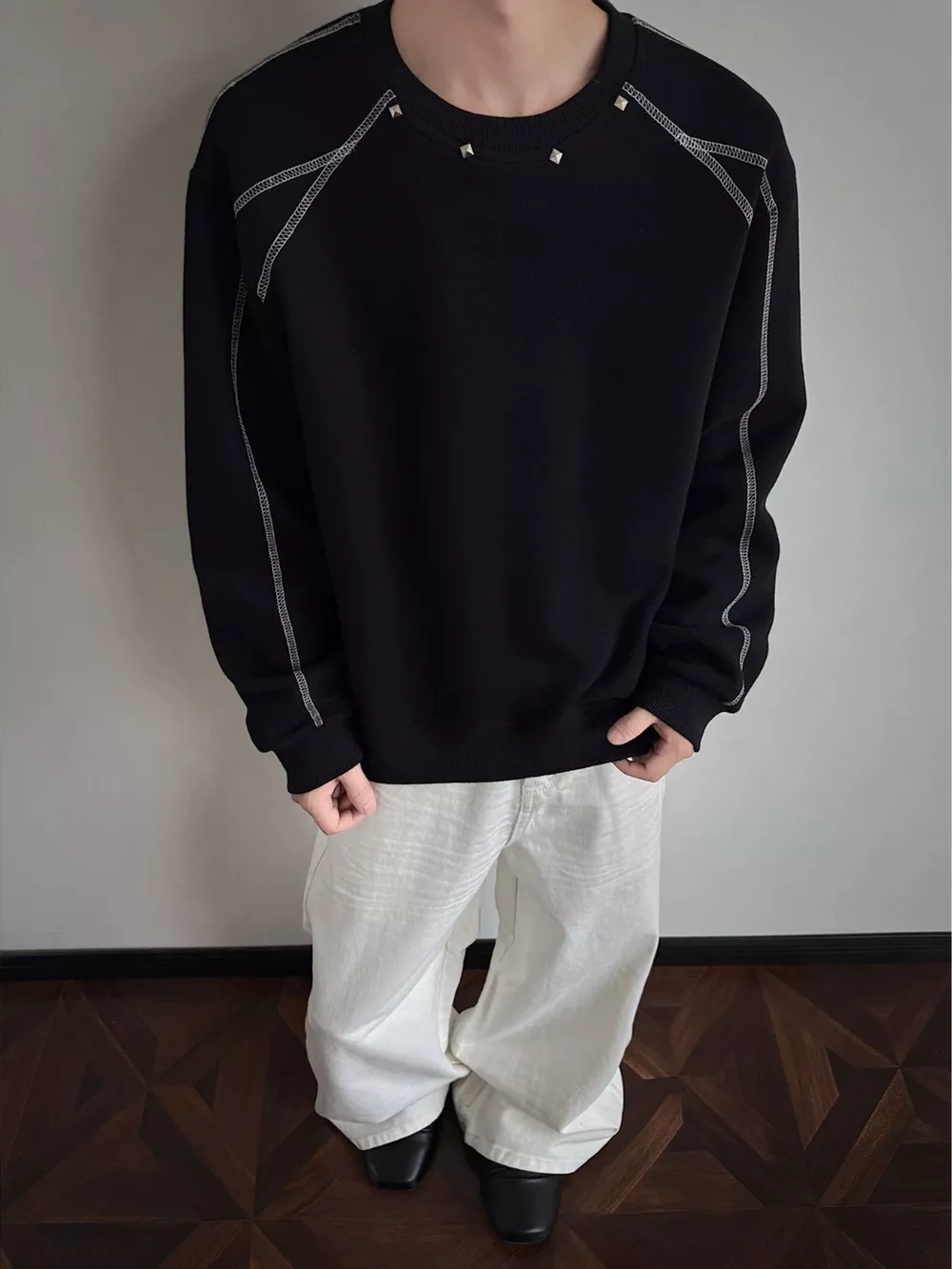 Men's Plus Size Studded Contrast Stitching Sweatshirt, image 2
