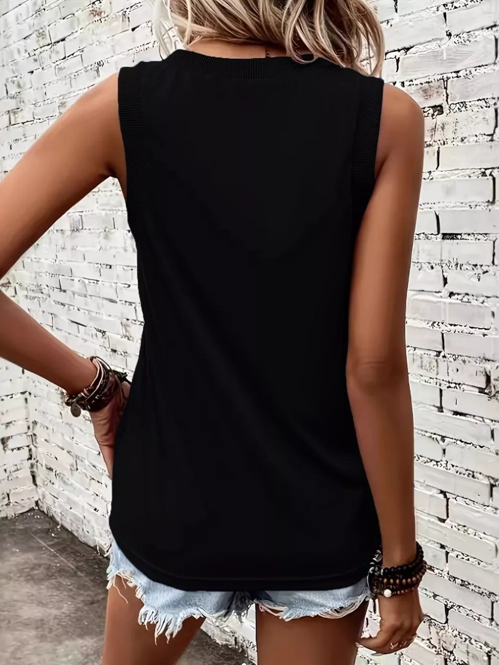 V-Neck Ribbed Trim Tank, image 7