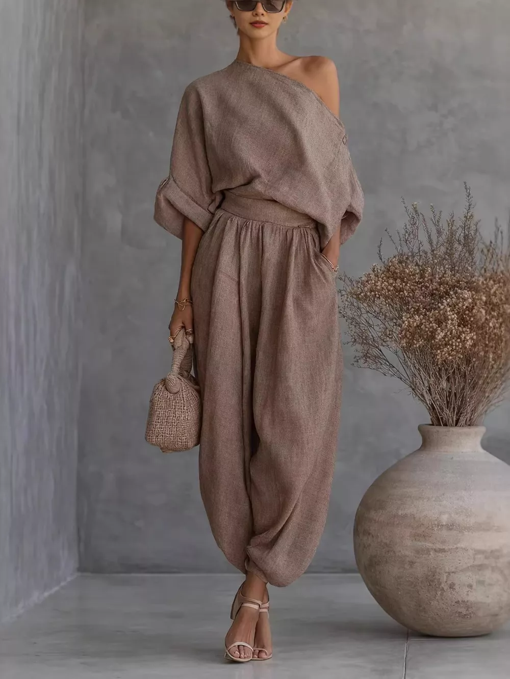 One-Shoulder Top and Joggers Set, image 3