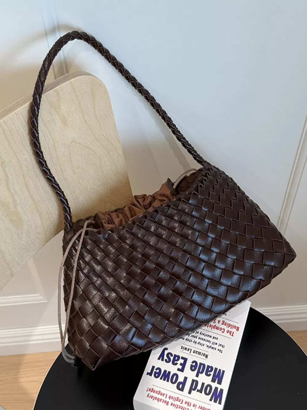 Drawstring Woven Shoulder Bag, image 3
