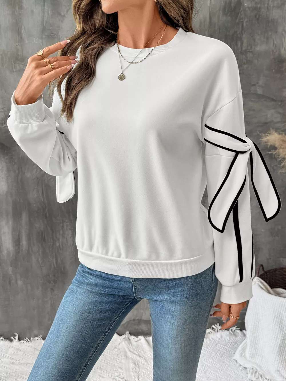 Side Striped Round Neck Sweatshirt, image 9