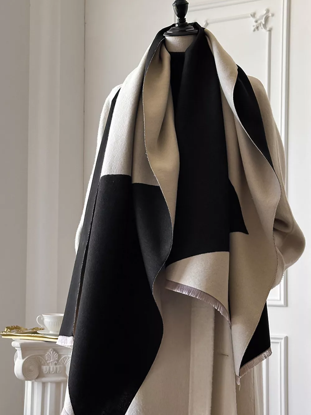 Color Block Raw Hem Scarf