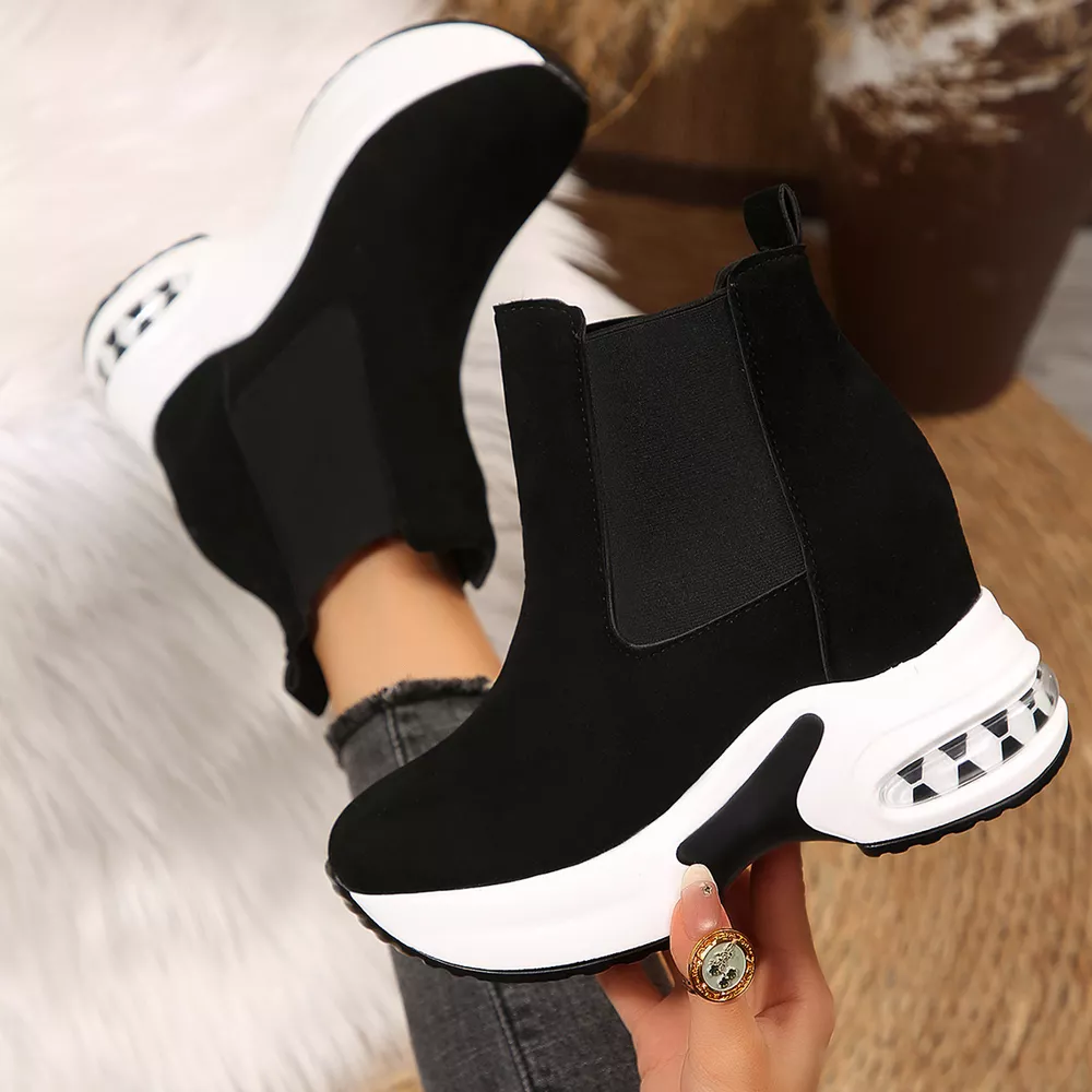 Casual Platform Chelsea Boots with Elastic Side Panels, image 3