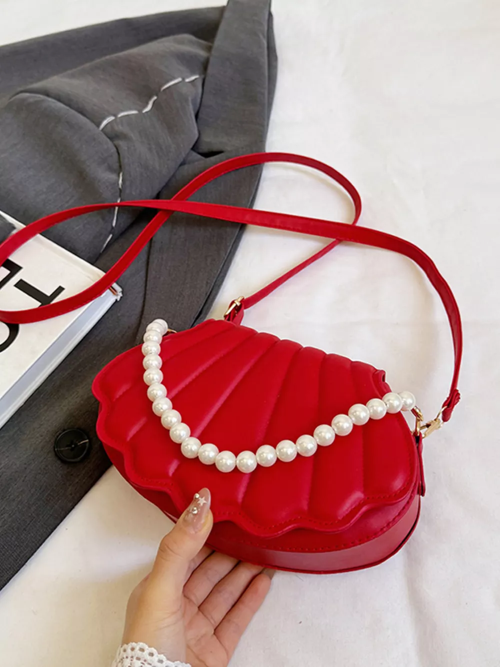 Shell-Shaped Pearl Decor Crossbody Bag, image 7