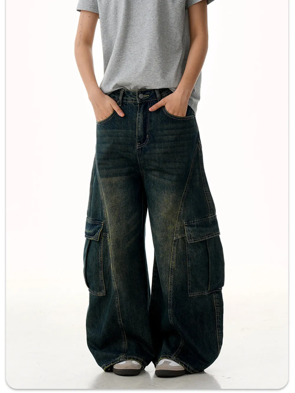Men's Wide Leg Wash Cargo Jeans
