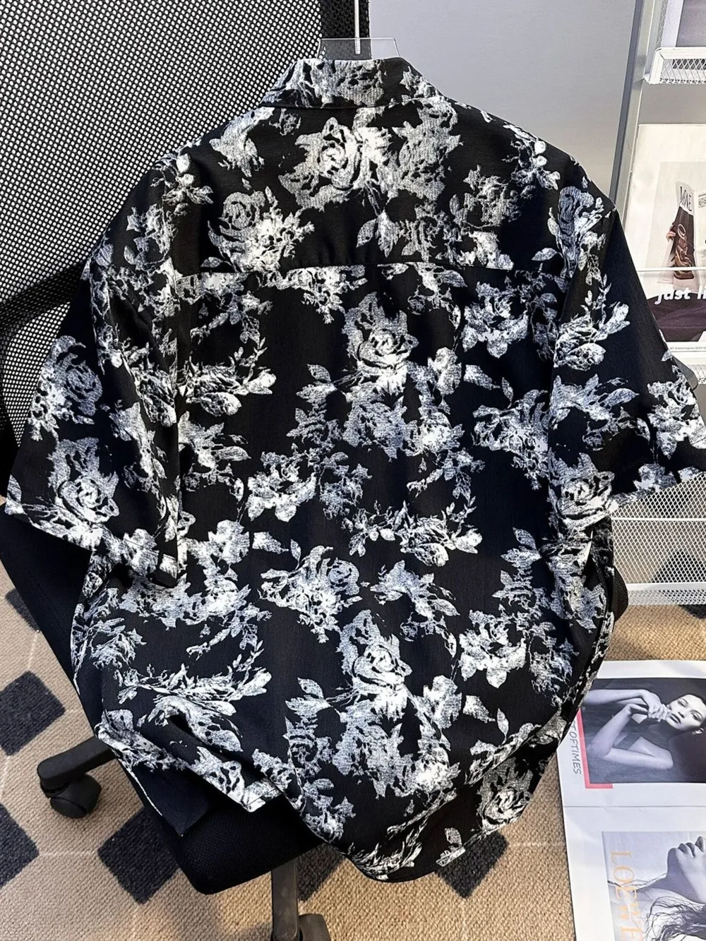 Men's Plus Size Printed Button Up Short Sleeve Shirt, image 3